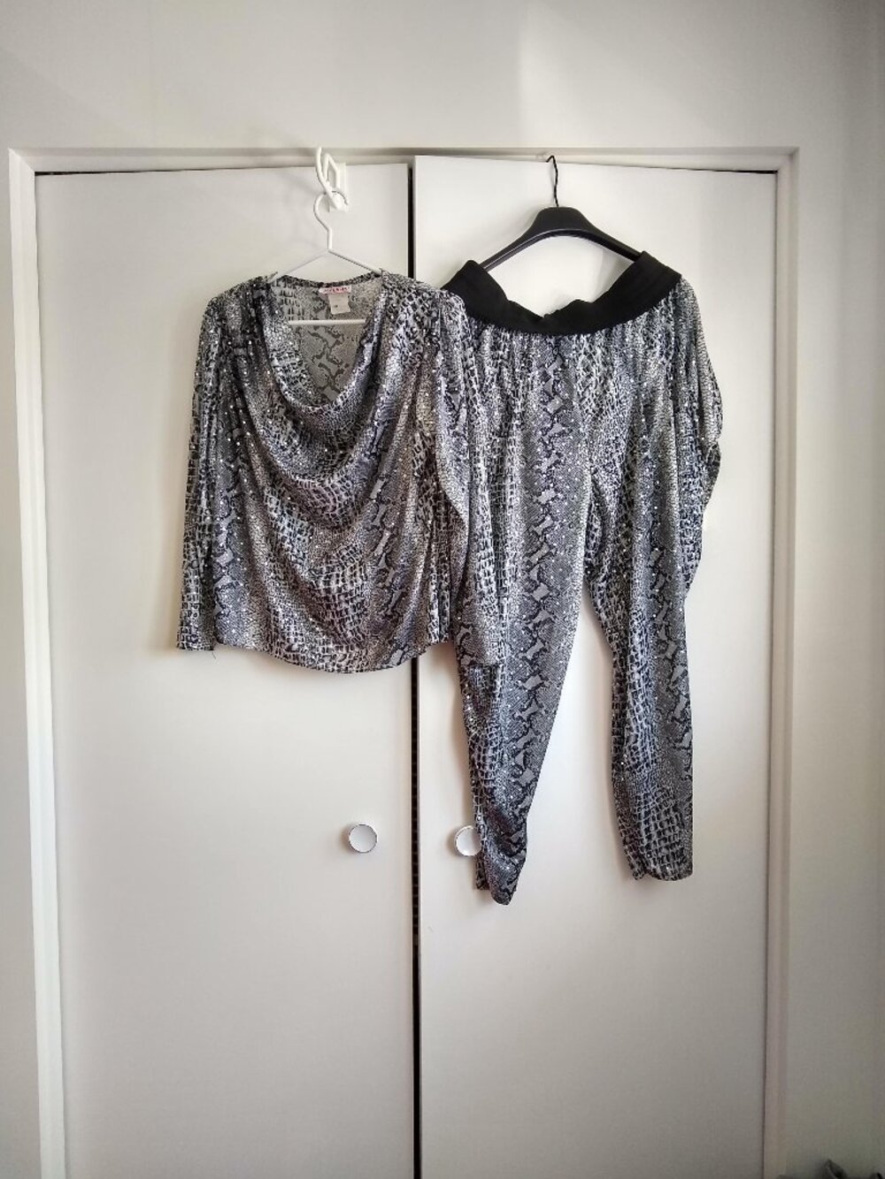 vintage 80s black silver metallic animal print flowy matching set